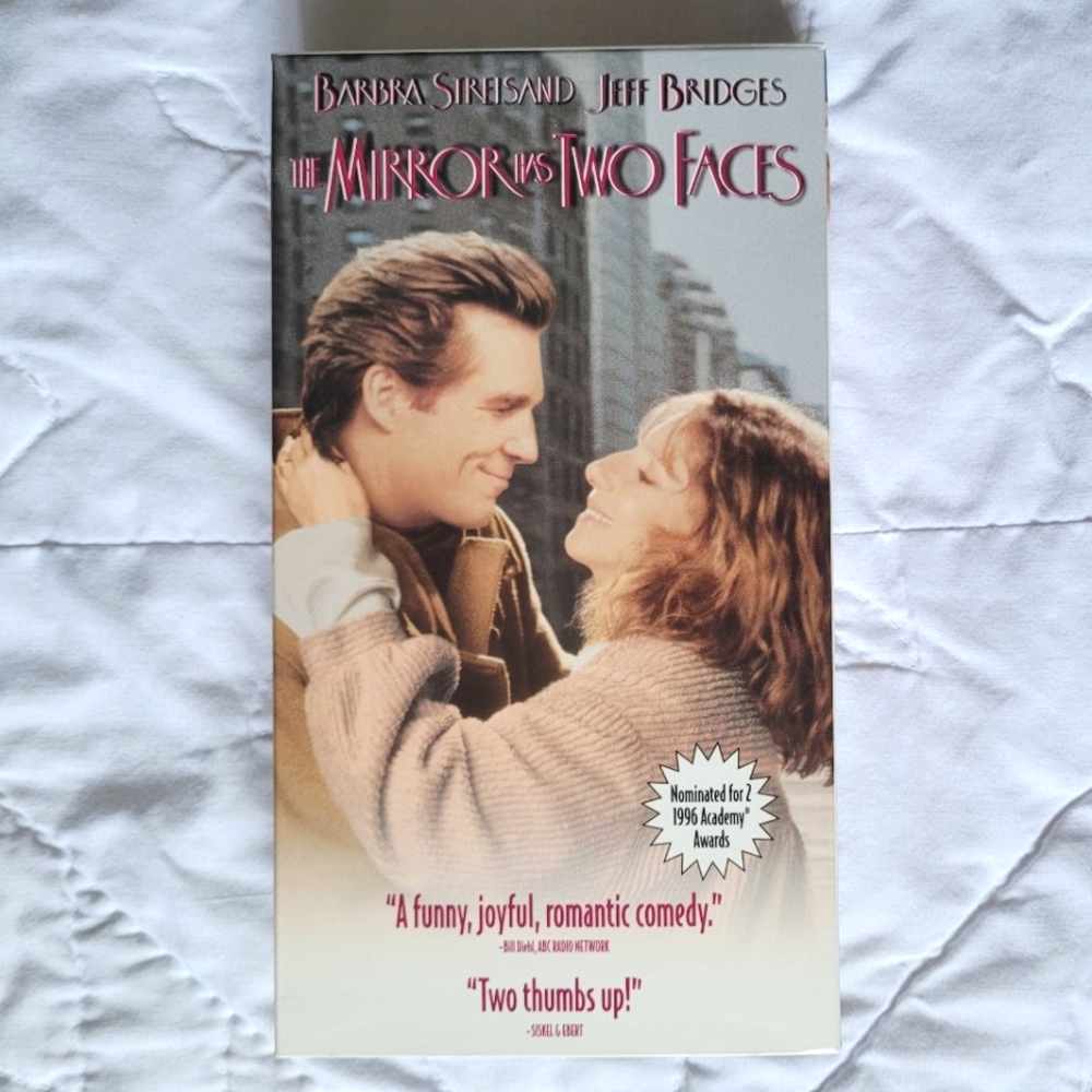 2/$15 🌼 The Mirror Has Two Faces VHS